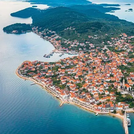 Pearl Of Kali, Island Ugljan - First Row To The Sea