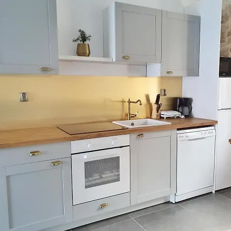 Pearl Of Kali, Island Ugljan - First Row To The Sea Appartement Kali