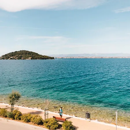 Apartment Pearl Of Kali, Island Ugljan - First Row To The Sea Kali
