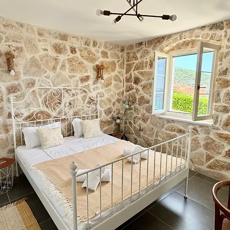 Apartment Pearl Of Kali, Island Ugljan - First Row To The Sea *
