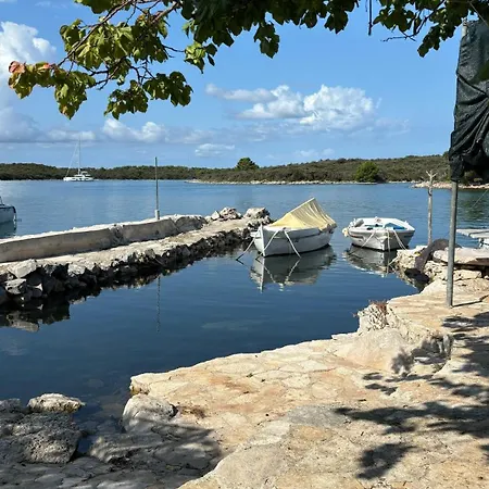 Pearl Of Kali, Island Ugljan - First Row To The Sea Kali