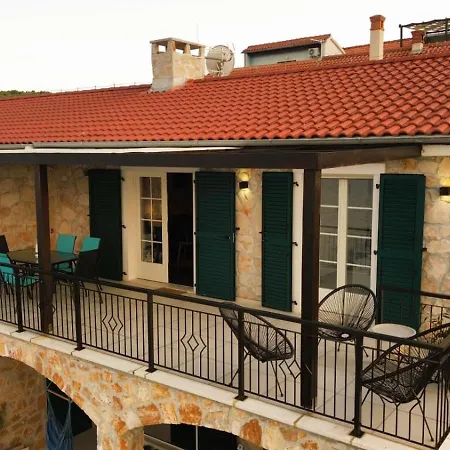 Apartman Pearl Of Kali, Island Ugljan - First Row To The Sea