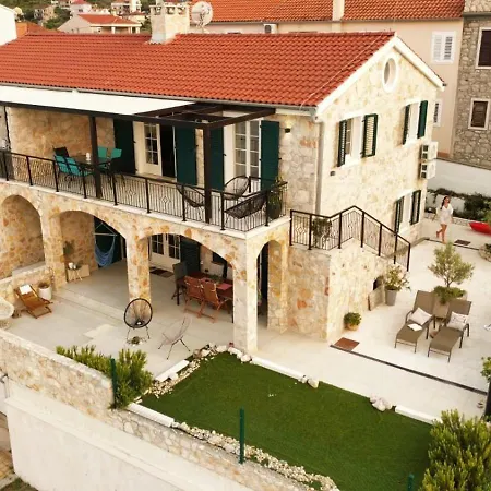 Apartman Pearl Of Kali, Island Ugljan - First Row To The Sea *
