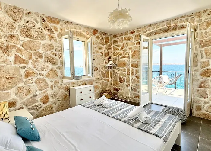 Pearl Of Kali, Island Ugljan - First Row To The Sea Apartamento *