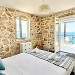 Pearl Of Kali, Island Ugljan - First Row To The Sea Διαμέρισμα *